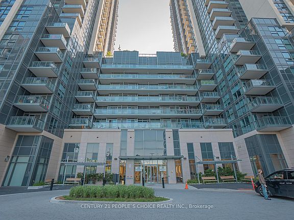 3rd image of 20 Meadowglen Pl SE #2901