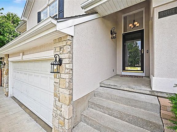 5th image of 4304 Kensington Dr