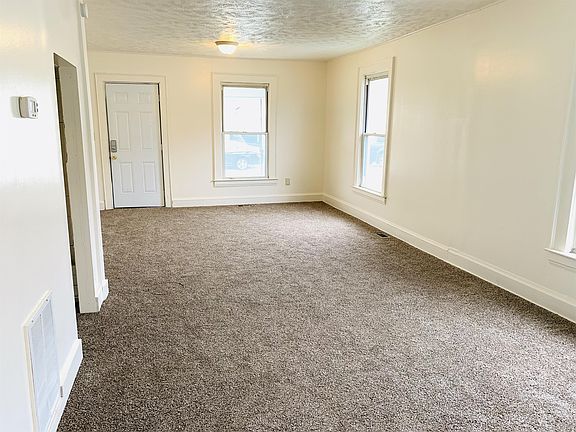 3rd image of 421 21st St W