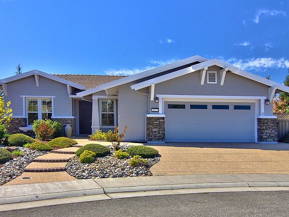 2nd image of 611 Orchid Ln
