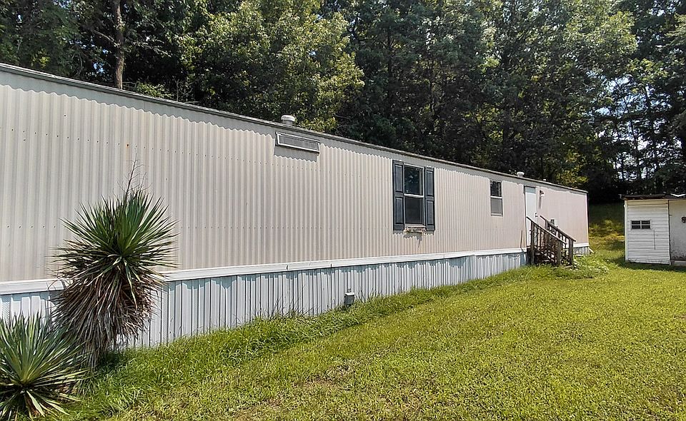 1st image of 3571 Roy Farlow Rd #32