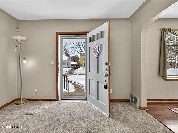 2nd image of 4214 Grantley Rd