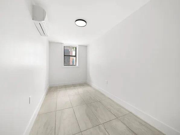 417 Maple Street image 13 of 19