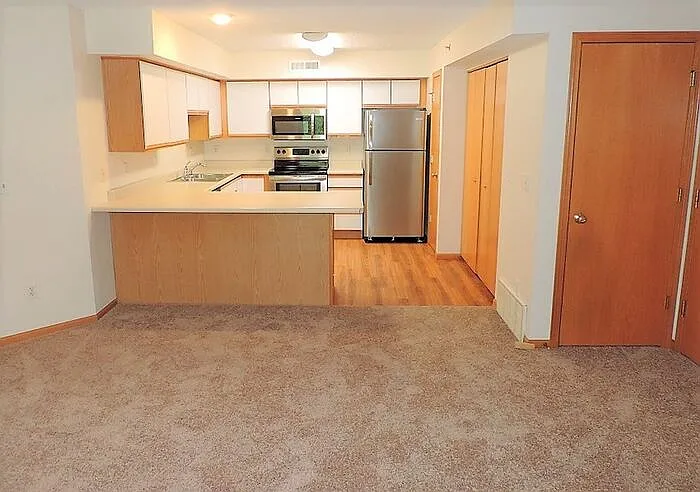 2869 Coral Ct #301 — Photo 7