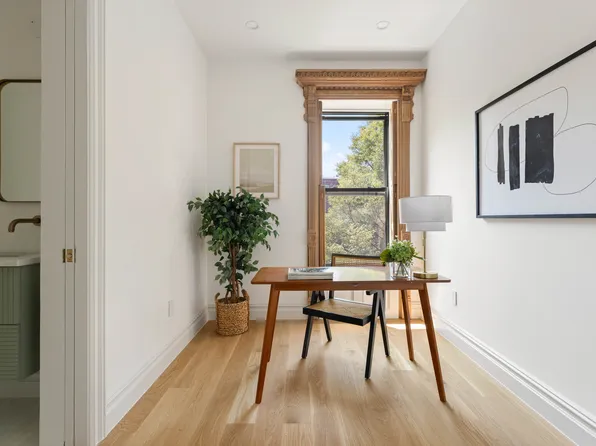 521 Monroe Street image 14 of 16