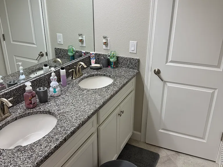 4992 Ballantrae Blvd — Photo 32