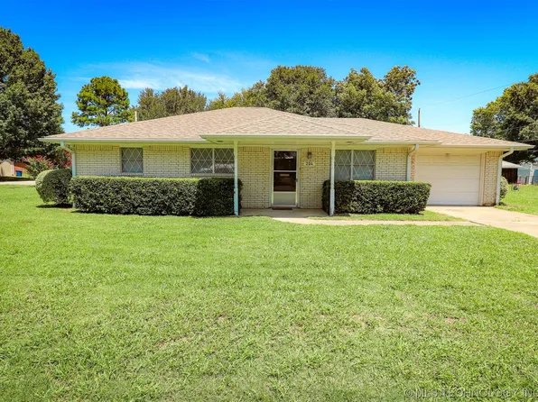 204 W Blair Ave, Coalgate, OK 74538