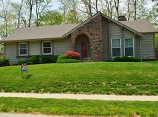 8148 N Kirkwood Ave, Kansas City, MO 64151