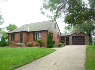 405 E Woodman St, Jeffers, MN 56145
