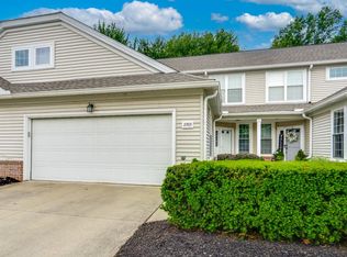 2708 Wyndgate Ct, Westlake, OH 44145