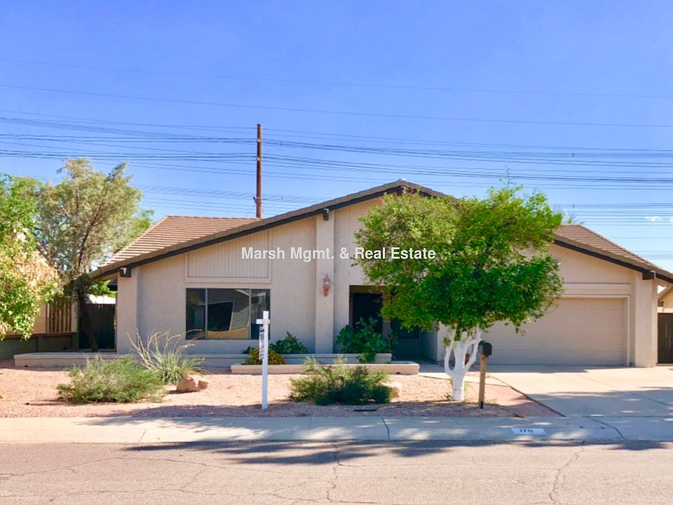 1st image of 1911 E Diamond Dr