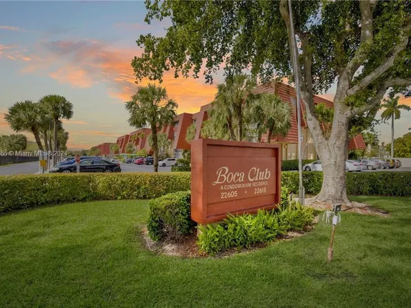 22605 SW 66th Ave APT 215, Boca Raton, FL 33428