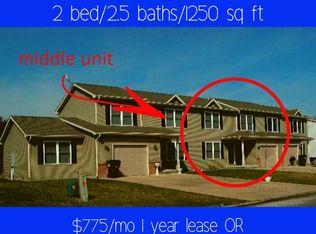 312 S Clover Ln, Auburn, IL 62615