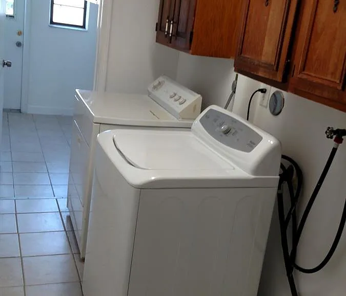 451 W Conference Dr — Photo 6