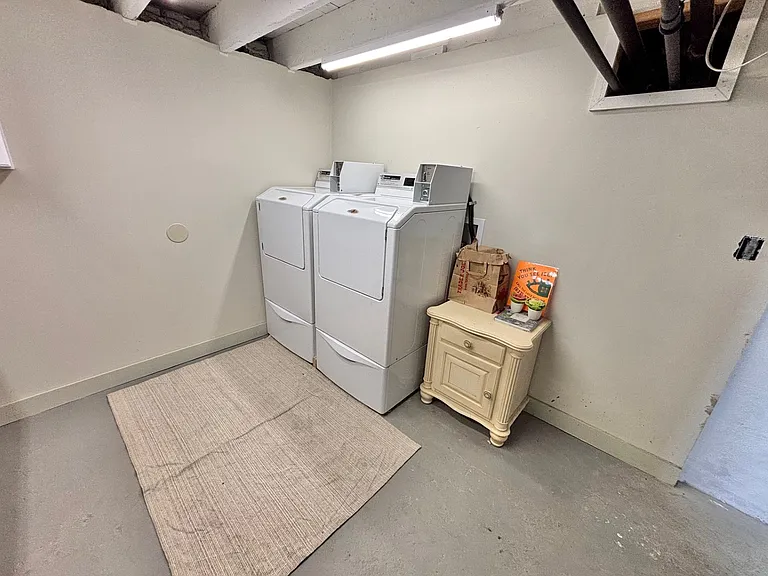 77 Easton St #2A — Photo 23