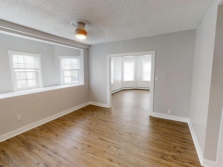 90 Georgia Ave #1 — Photo 9
