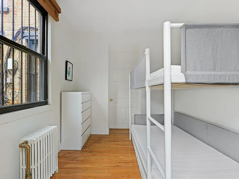 864 President St #1R — Photo 5