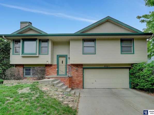 2324 W Garfield St, Lincoln, NE 68522
