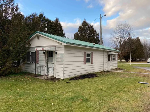 17 Decker Rd, Swanton, VT 05488