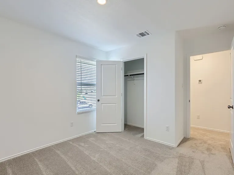 121 Standing Rock Ln — Photo 17