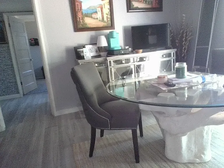 225 Pomona Ave — Photo 9