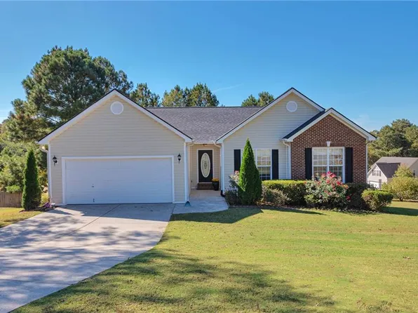 486 Jasmine Dr, Winder, GA 30680