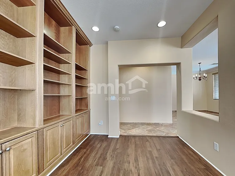 2028 Silver Blaze Ct — Photo 14
