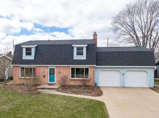 2525 Fairfield Ct, Appleton, WI 54911