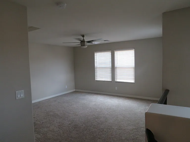 40537 W Helen Ct — Photo 9