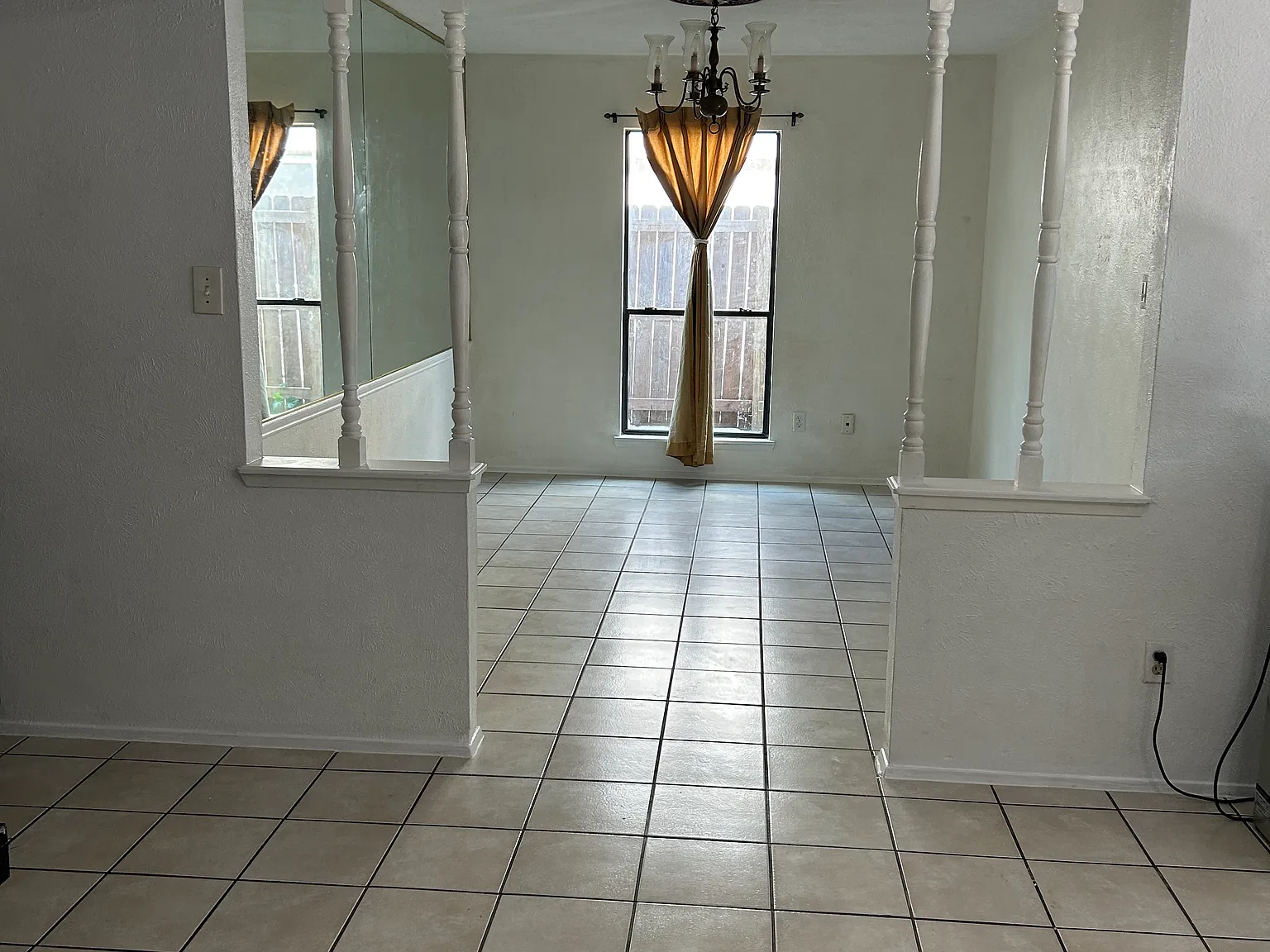 4 bed, 1870 sqft, $1,900 — Photo 3