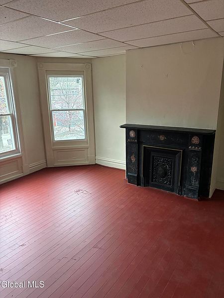 2nd image of 3357 6th Avenue