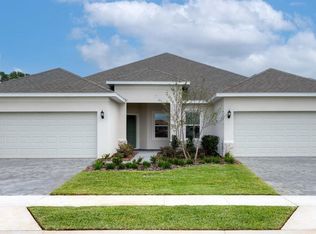 2258 Leela Cir, Tavares, FL 32778
