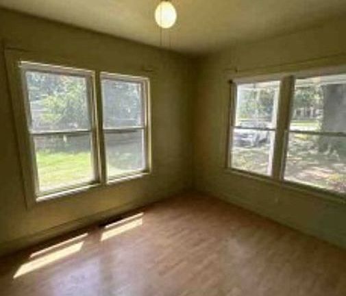 5th image of 126 Rudy Rd