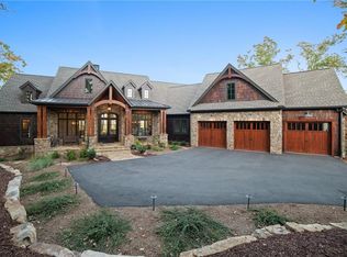201 Bluestern Dr, Big Canoe, GA
