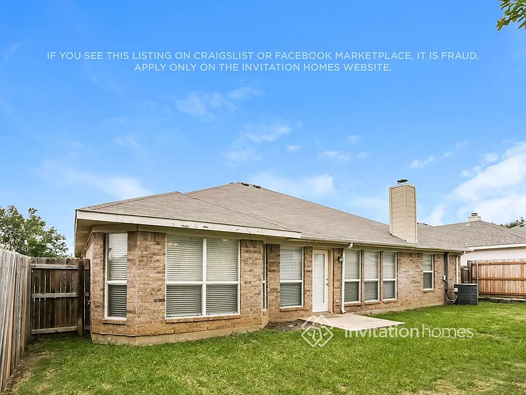 614 Saint Eric Dr — Photo 15