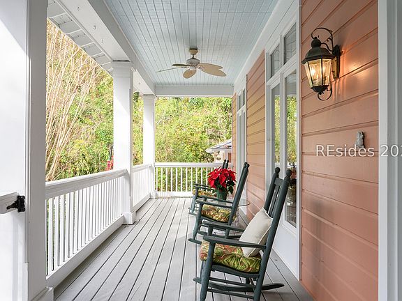 4th image of 42 River Marsh Ln