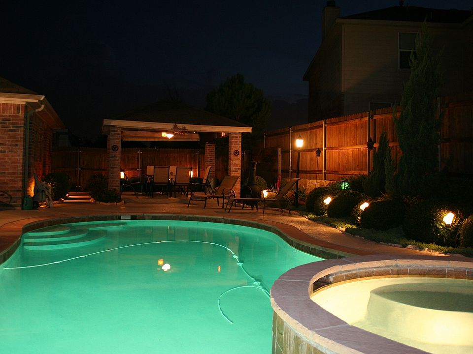 1st image of 2103 Windcastle Dr