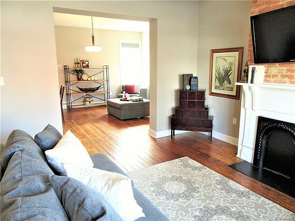 5th image of 1023 Oakwood Ave