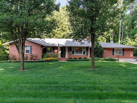 2nd image of 237 Old Rock Rd