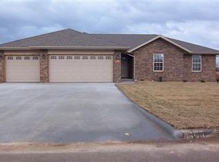 624 Ashton Ave, Republic, MO 65738