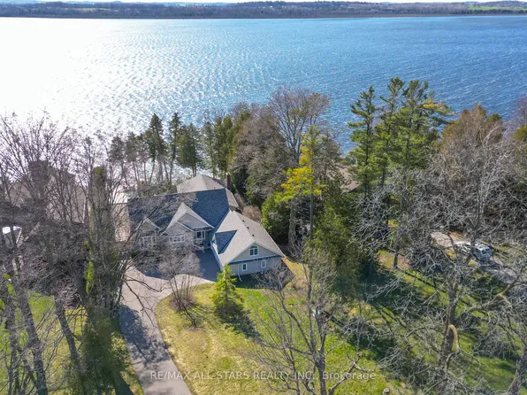 253 Stephenson Point Rd, Scugog, ON L9L 1B4