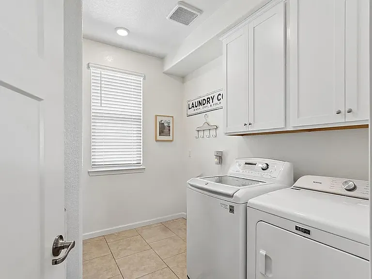 3652 Edington Dr — Photo 51