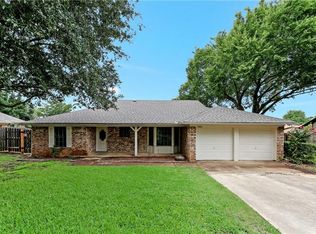 7305 Meadowbrook Rd, North Richland Hills, TX 76182