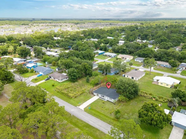 7802 Miramar Avenue, Fort Pierce, FL 34951