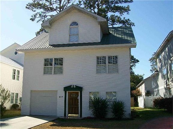 2nd image of 417 Holly St