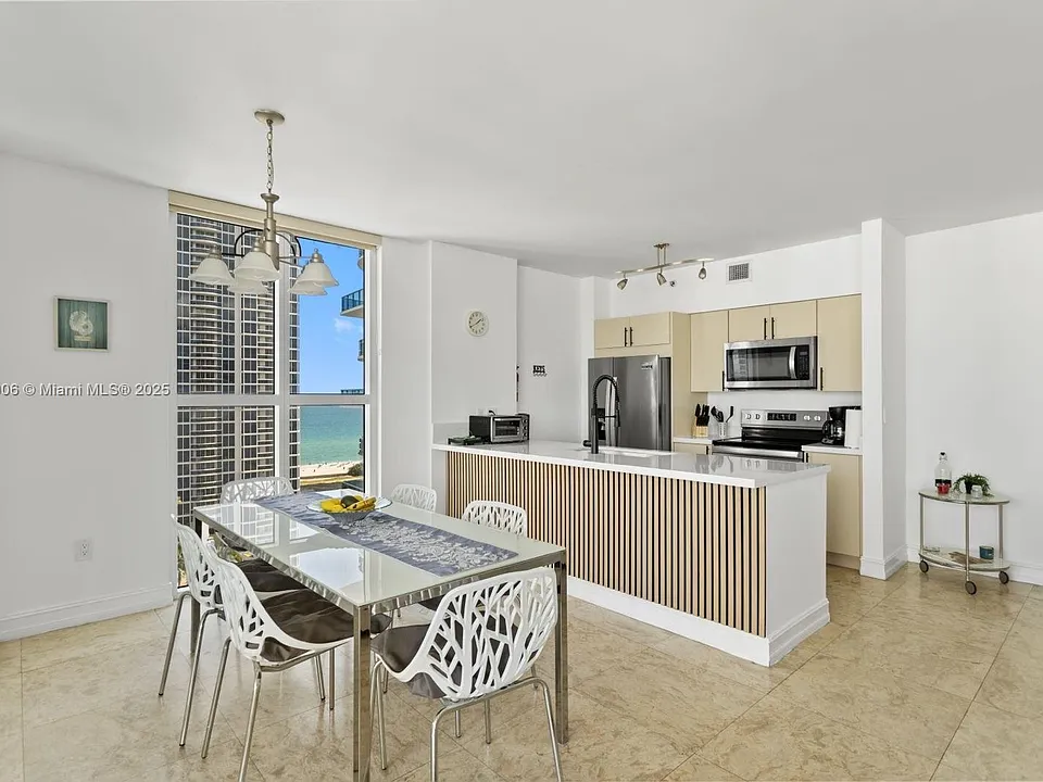 17555 Atlantic Blvd #Penthouse 7