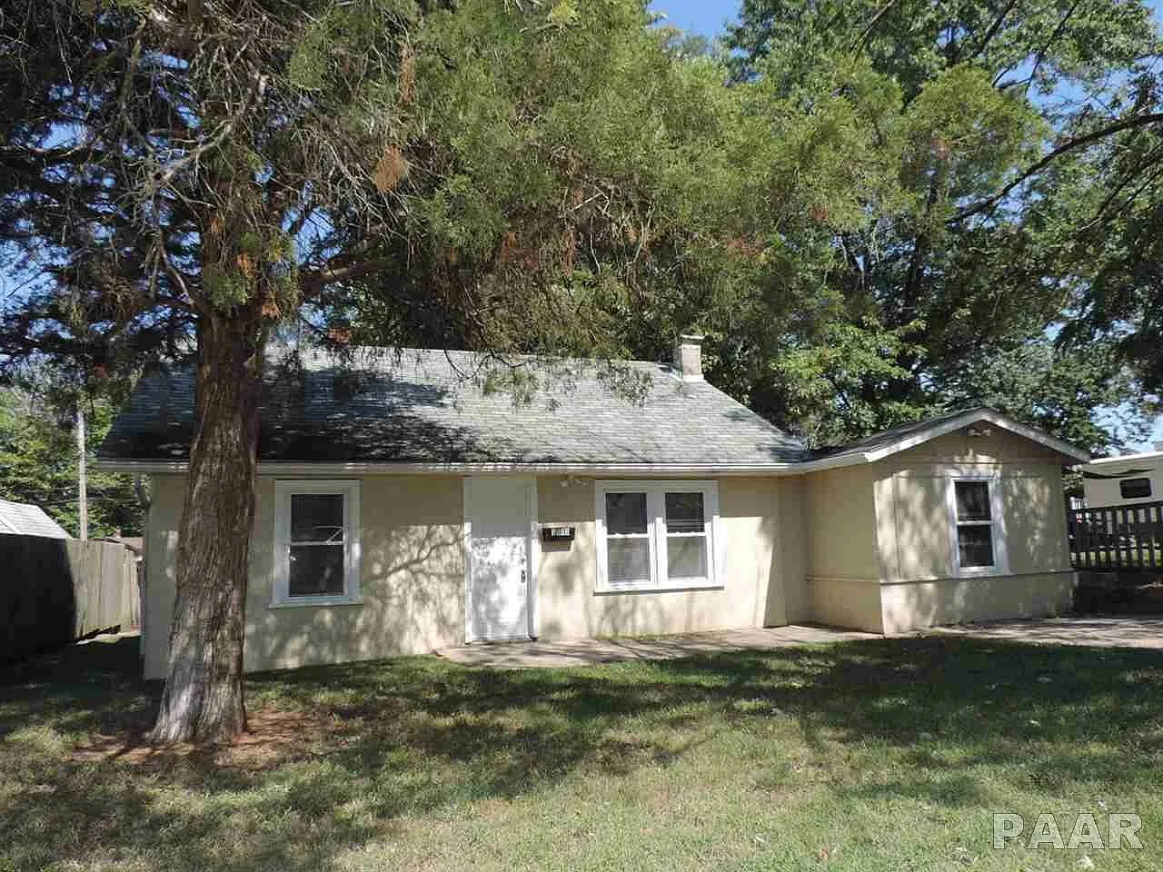 1513 Henry St photo 1
