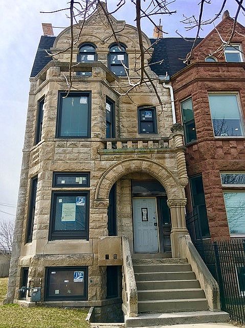 1st image of 3850 S Lake Park Ave