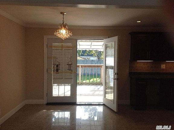 2nd image of 1527 Lydia Ave