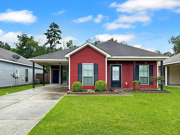 10816 Field Pointe Dr — Photo 1